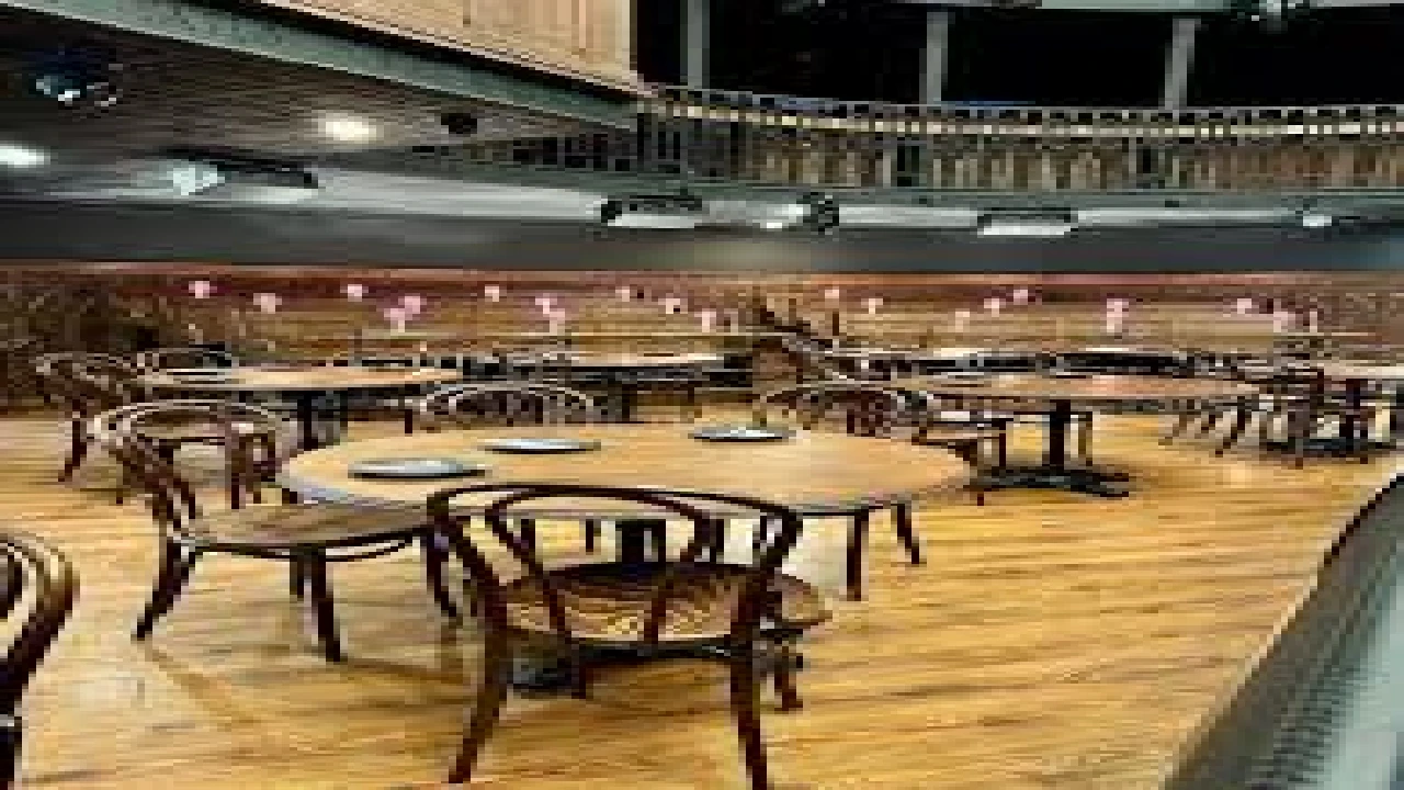 The Piano Man, Eldeco Centre